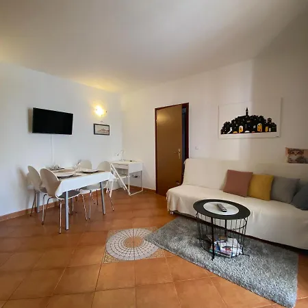 Sara Apartment